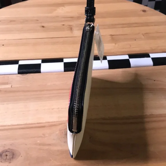 Coach x Pepsi Collab Retro Vintage Glittering Pepsi Cola Zipper Wristlet Pouch - Picture 10 of 16